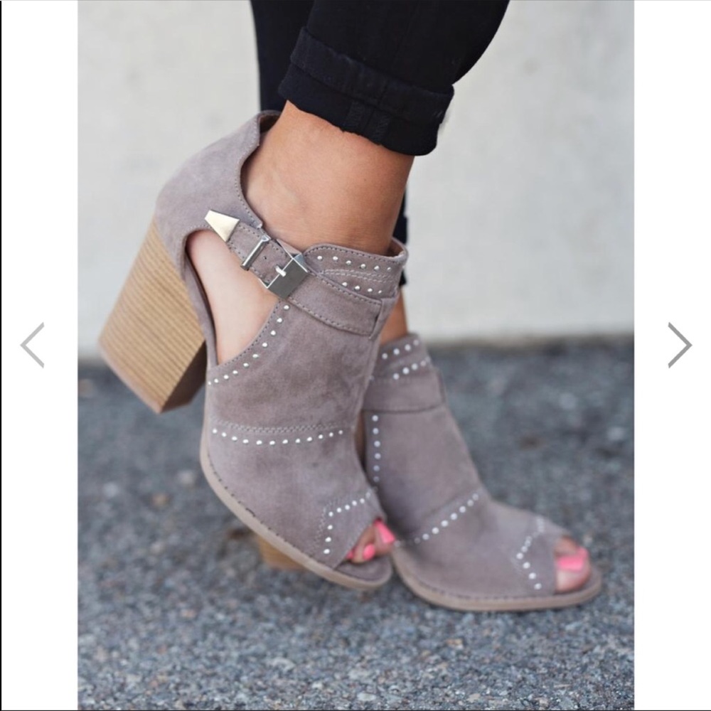 Studded bootie - Picture 3 of 4
